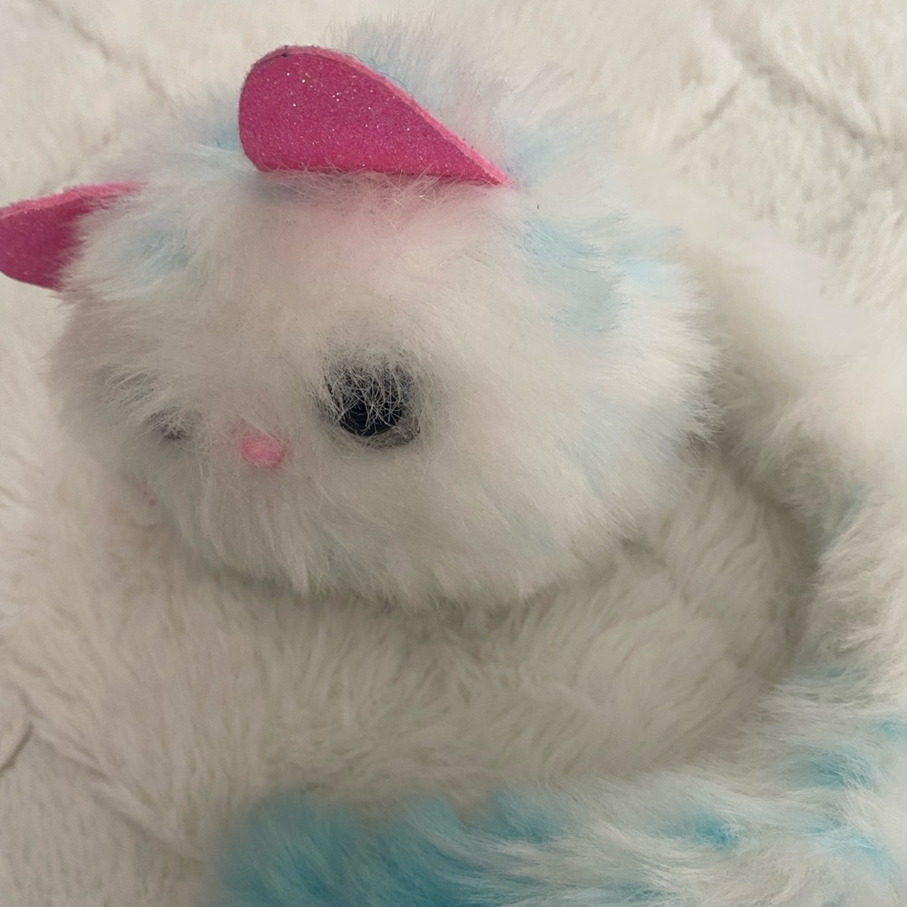 Pomsies pom pom pet